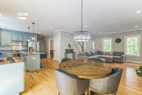 82 Sutton St, Uxbridge, MA 01569 photo 6