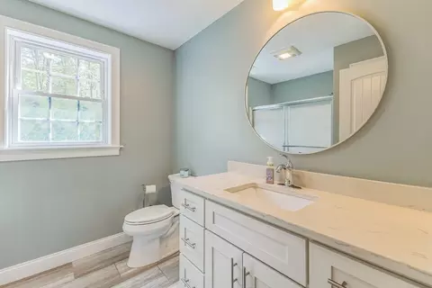 82 Sutton St, Uxbridge, MA 01569 photo 20