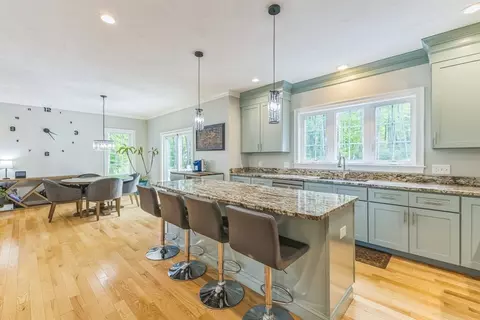 82 Sutton St, Uxbridge, MA 01569 photo 7
