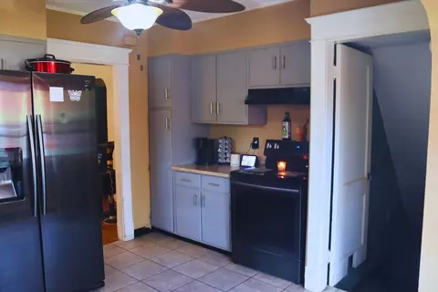 27 Bushwick Pl, Springfield, MA 01109 photo 13