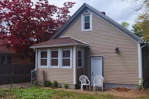 27 Bushwick Pl, Springfield, MA 01109 photo 5