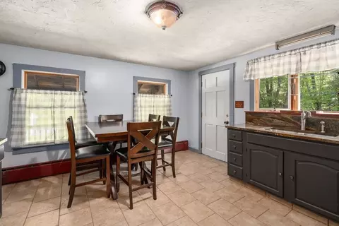 24 Webber Rd, Brookfield, MA 01506 photo 5