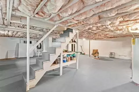 Entry Way - 10 Sandpiper Ter, Wareham, MA 02571 photo 1 of 1