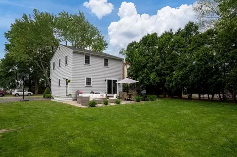 67 Greenleaf Cir, Framingham, MA 01701 photo 5