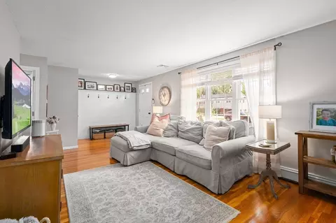 67 Greenleaf Cir, Framingham, MA 01701 photo 11
