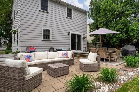 67 Greenleaf Cir, Framingham, MA 01701 photo 7