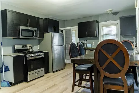 58-60 Virginia St, Springfield, MA 01108 photo 4