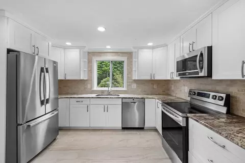 67 Great Neck Rd, Wareham, MA 02571 photo 8