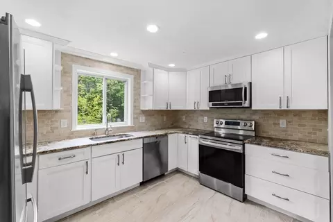 67 Great Neck Rd, Wareham, MA 02571 photo 9