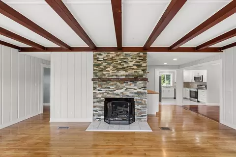 67 Great Neck Rd, Wareham, MA 02571 photo 3
