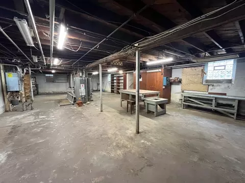 189 Bush St, Fall River, MA 02724 photo 14