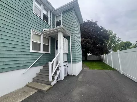 189 Bush St, Fall River, MA 02724 photo 2
