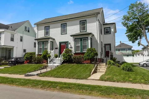 11 Haseltine St #B, Haverhill, MA 01835
