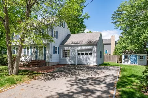 47 Bonney St, Westwood, MA 02090