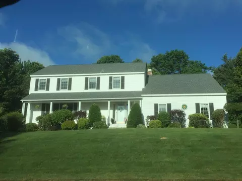 11 Sanfred Rd, Leicester, MA 01524
