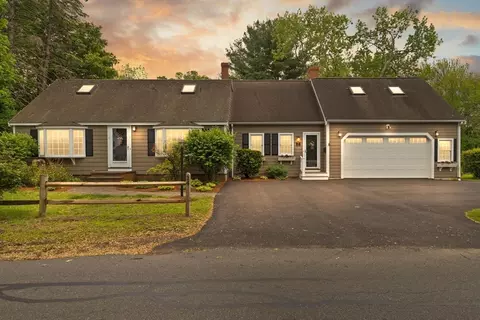 14 Prince St, Danvers, MA 01923