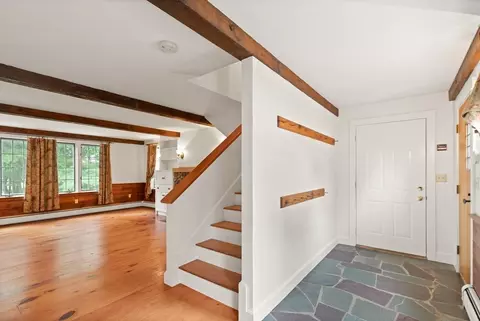 14 Prince St, Danvers, MA 01923 photo 5