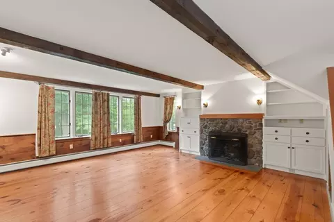 14 Prince St, Danvers, MA 01923 photo 4
