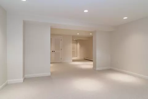 617 South St, Needham, MA 02492 photo 31