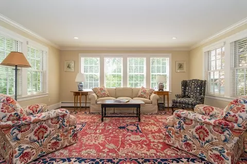 617 South St, Needham, MA 02492 photo 17