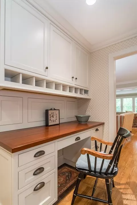617 South St, Needham, MA 02492 photo 12