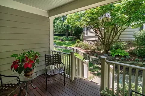 617 South St, Needham, MA 02492 photo 33