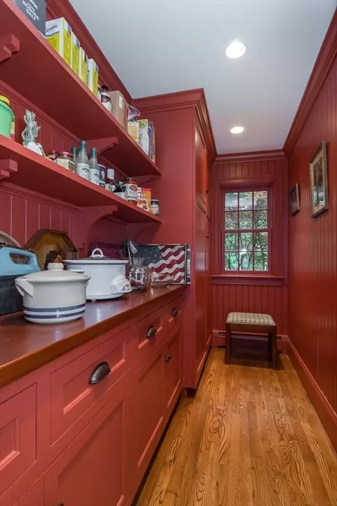 617 South St, Needham, MA 02492 photo 13