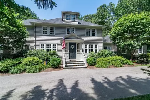 617 South St, Needham, MA 02492 photo 2