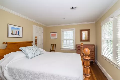 617 South St, Needham, MA 02492 photo 26