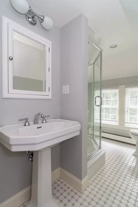 617 South St, Needham, MA 02492 photo 29