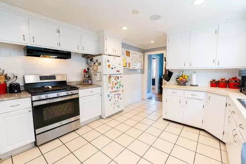 74 Clinton St, Everett, MA 02149 photo 10