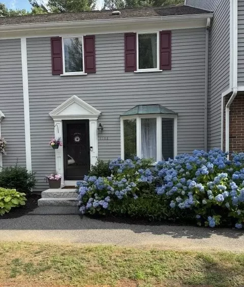 1102 Foxwood Cir #1102, Peabody, MA 01960