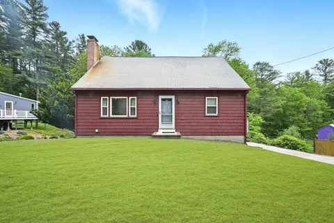 77 Marblehead St, North Reading, MA 01864