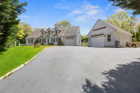 11 Scargo Hill Rd, Dennis, MA 02638