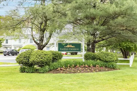 6 Nancy Rd #5, Easton, MA 02375
