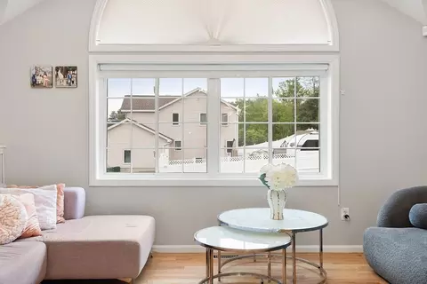 2 Pinebrook Ln, Worcester, MA 01609 photo 10
