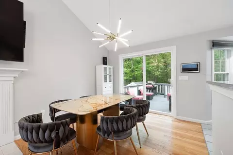 2 Pinebrook Ln, Worcester, MA 01609 photo 24