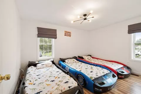 2 Pinebrook Ln, Worcester, MA 01609 photo 16