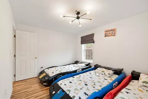 2 Pinebrook Ln, Worcester, MA 01609 photo 17