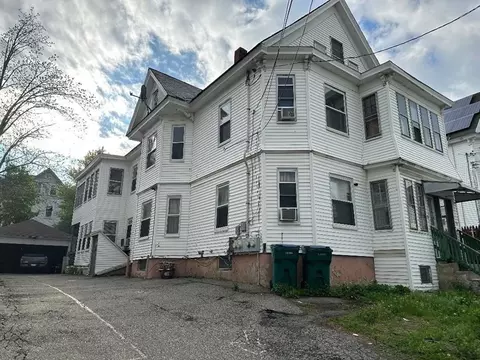 97-99 Gates St, Lowell, MA 01851