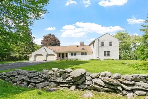 25 Sherwood Dr, Sterling, MA 01564