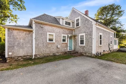17 Coddington Rd, Centerville, MA 02632 photo 3