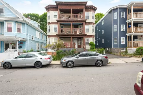 31 Corona St, Boston, MA 02124