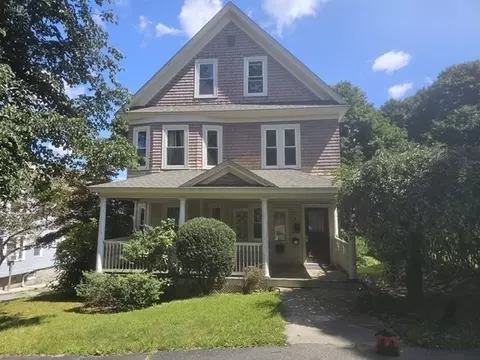 7 Kensington Rd, Worcester, MA 01602