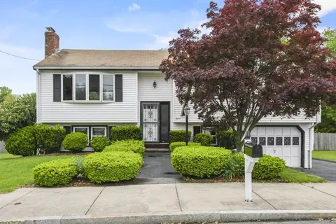 15 Brandt Dr, Woburn, MA 01801