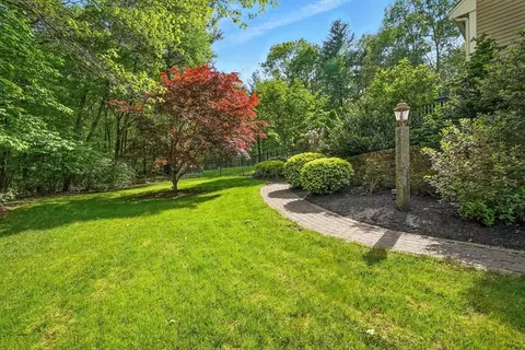 56 Grafton Rd, Upton, MA 01568 photo 6