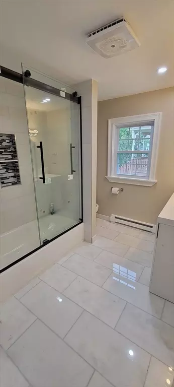 Bath - 37 Ekman St, Worcester, MA 01607 photo 4 of 4