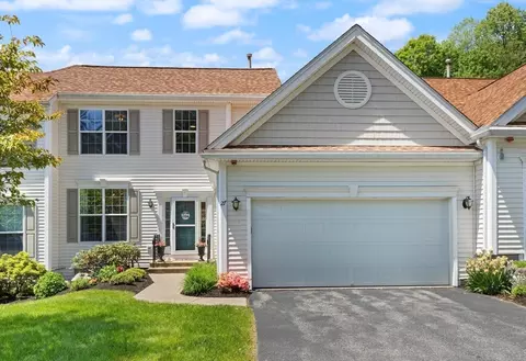 27 Brook Ln #27, Berlin, MA 01503