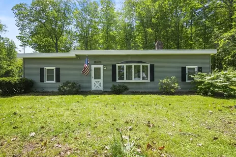 150 Townsend Harbor Rd, Lunenburg, MA 01462
