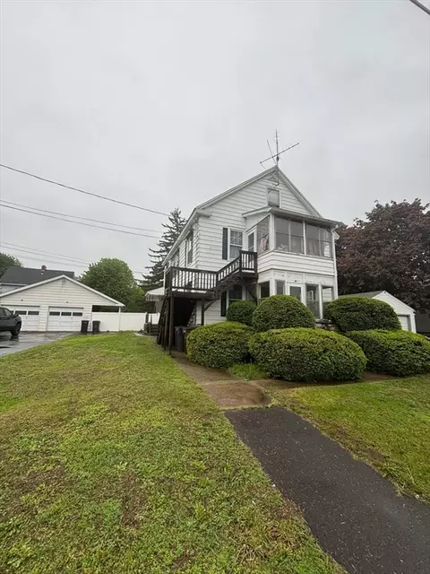 12 Woodmont St, Westfield, MA 01085